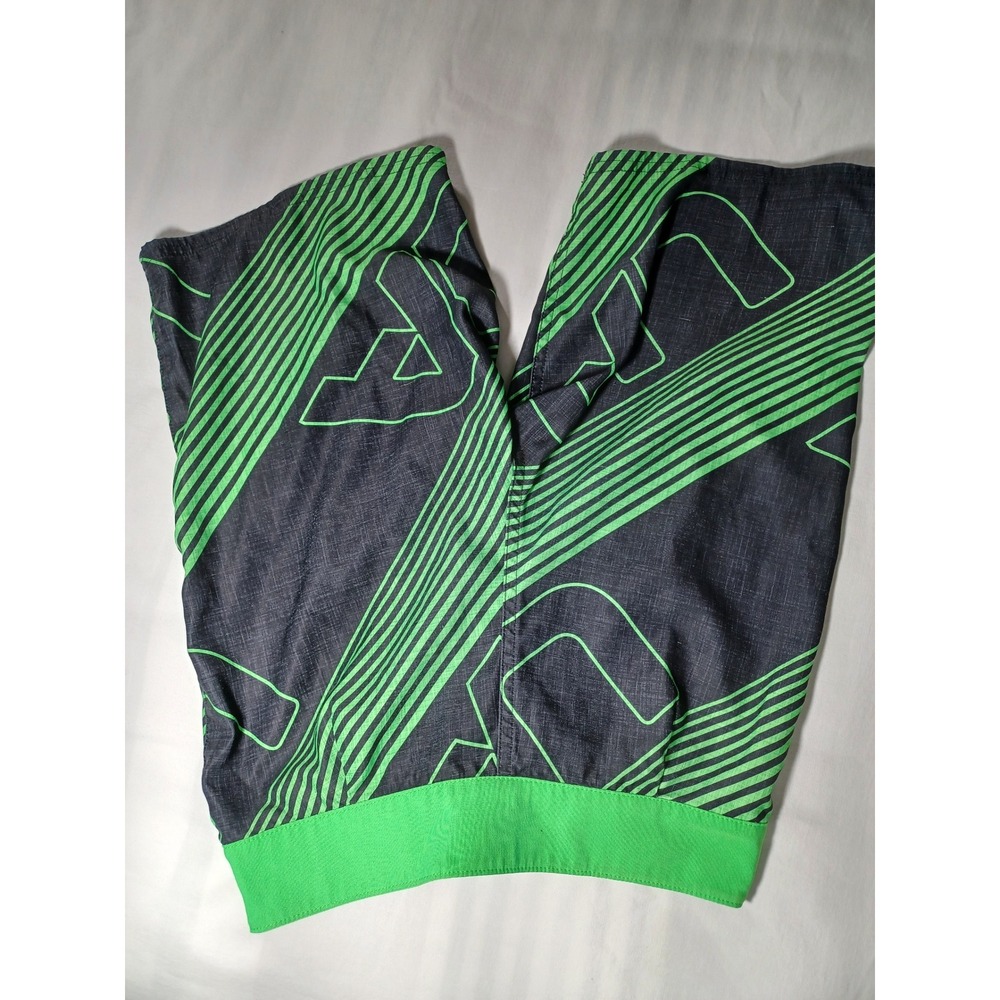 Under Armour Mens Board Shorts Size 27 Green Black Swim Trunks Drawstring - Picture 7 of 7